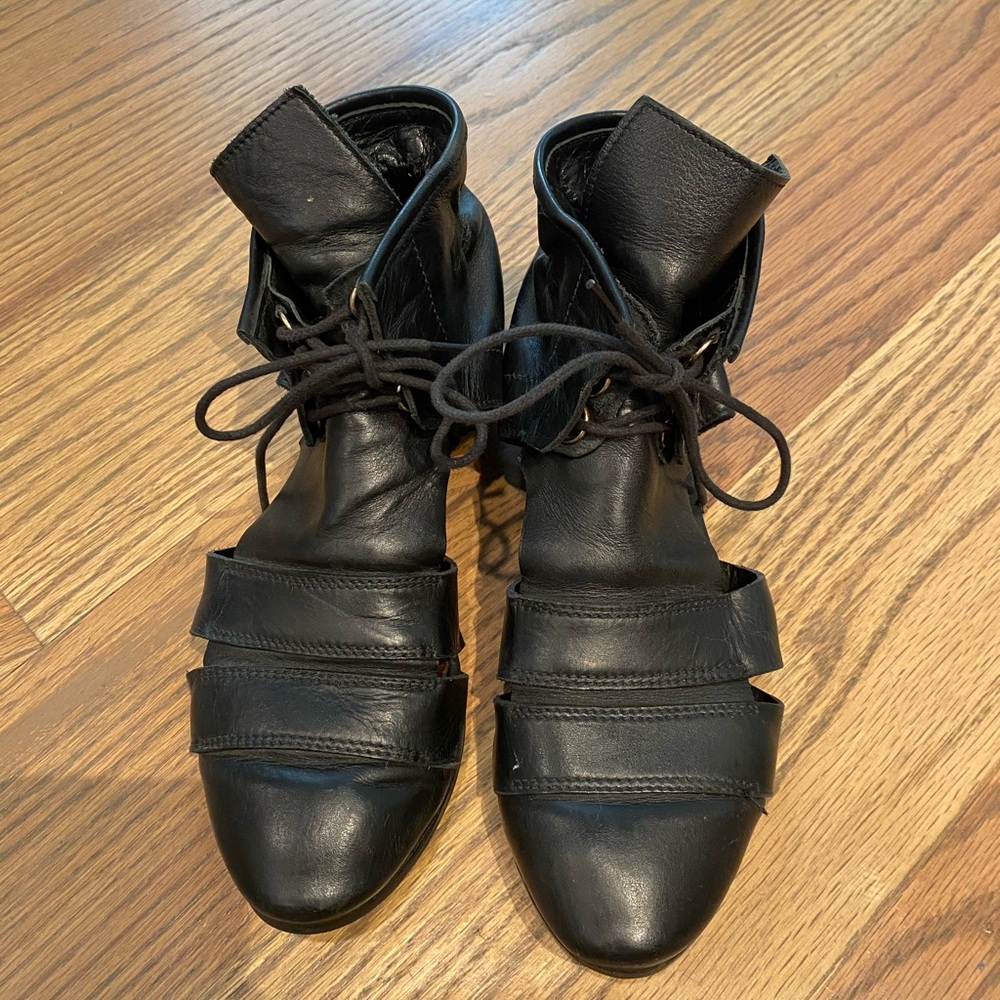 United Bamboo Lace-up high cut shoes EU 37.5